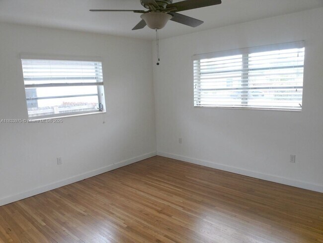Building Photo - 2811 SW 79th Ave