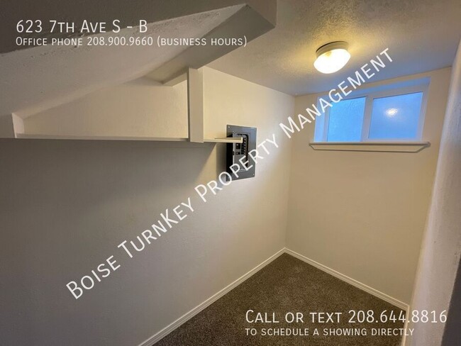 Building Photo - 2 Bed 1 Bath Basement Unit w/ Flex Space! ...