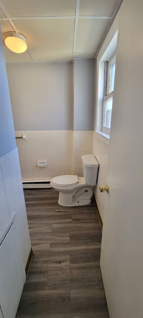 Building Photo - 3 Bedroom / 1 bathroom Home in Allentown!!