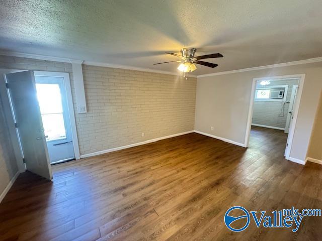 Building Photo - 2708 7th Ave SW