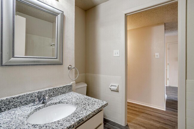 Building Photo - ASK ABOUT OUR HALF OFF FIRST TWO MONTH'S RENT