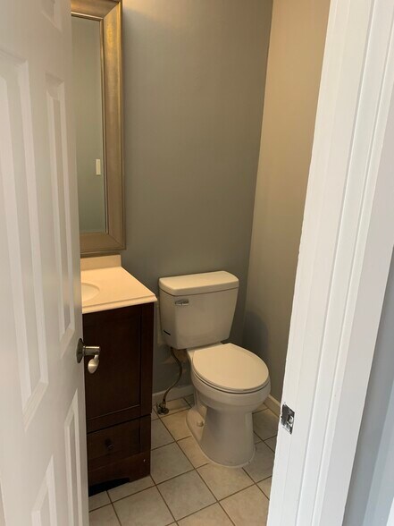 1/2 bath on first floor - 440 Edinburgh Rd