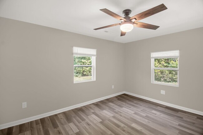 Building Photo - 2510 Harley Dr