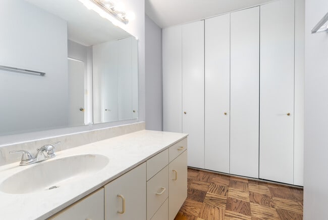 Primary Bedroom Dressing Area - 5500 Friendship Blvd
