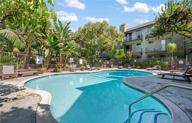 Building Photo - 330 Cordova St