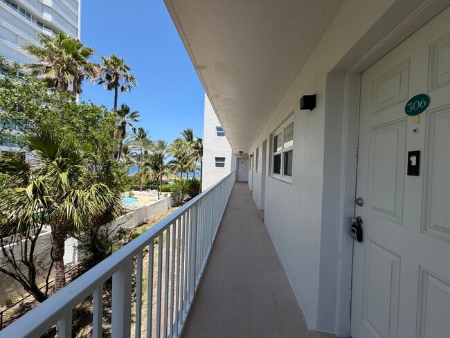 Building Photo - 1750 S Ocean Blvd