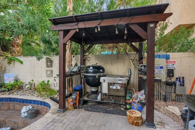 Building Photo - 3530 Shelome Ct