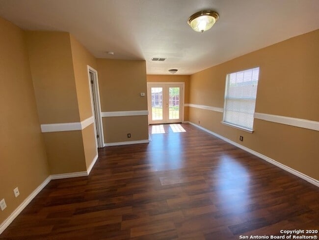 Building Photo - 2110 Calle Estrella