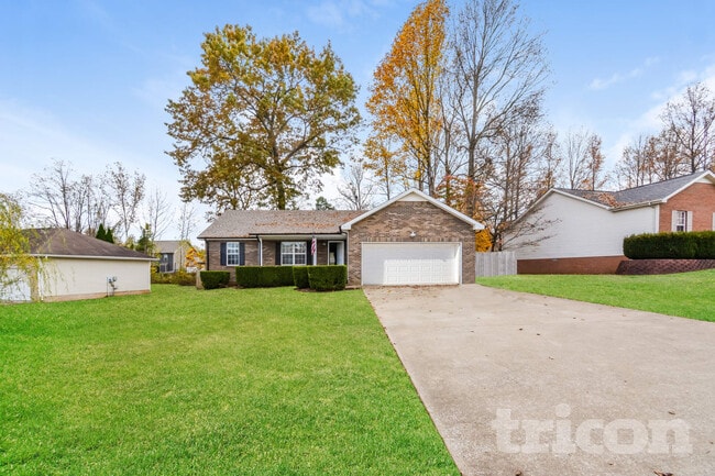 Building Photo - 622 Ashley Oaks Dr