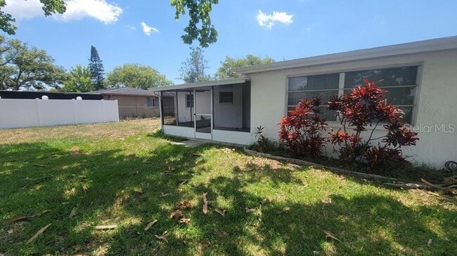 Building Photo - 9202 Suffolk Ln