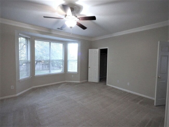 Building Photo - Desirable 4 bedroom home in BEAUTIFUL Steiner Ranch!