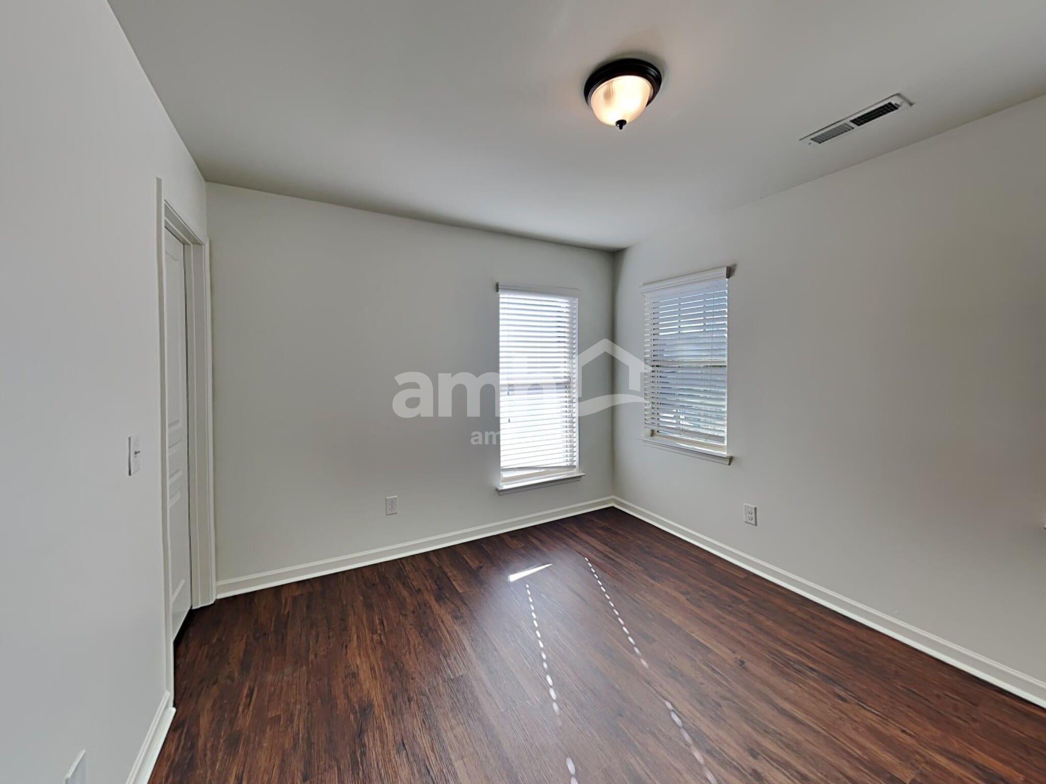 Building Photo - 1505 Ridge Haven Rd