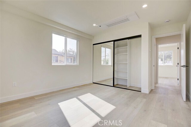 Building Photo - 1070 Allen Ave