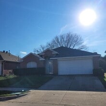 Building Photo - 825 Stafford Station Dr