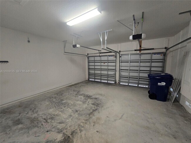 Building Photo - 19410 SW 124th Ct