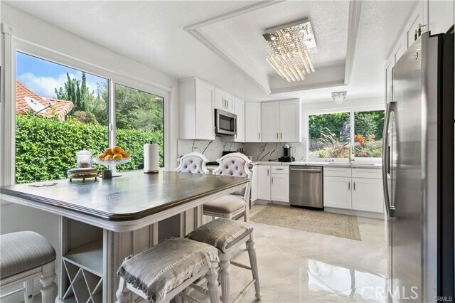 Building Photo - 196 S Donna Ct