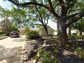 Building Photo - 14831 Royal Birkdale St