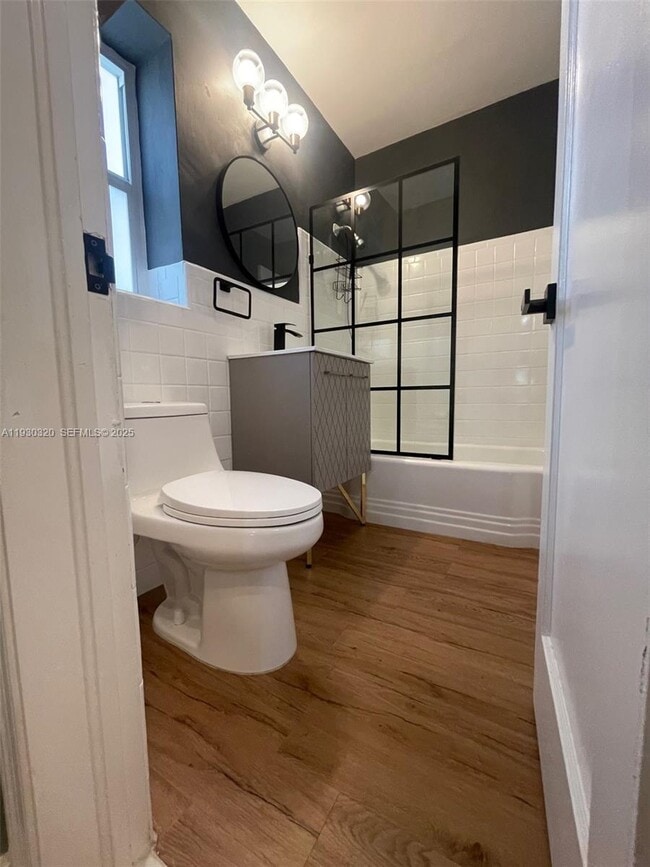 Building Photo - 9140 NE 8th Ave