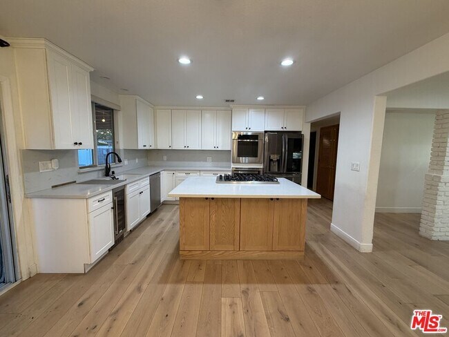 Building Photo - 7656 Capistrano Ave