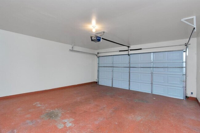 Building Photo - 11830 Copperas Creek Dr