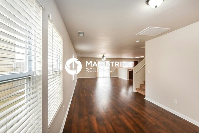 Building Photo - 3 Bedroom Pet-Friendly Home in MERIDIANVIL...