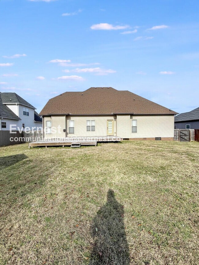 Building Photo - 1508 Green Grove Way