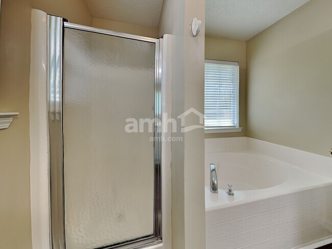 Building Photo - 5 Milsey Bay Circle