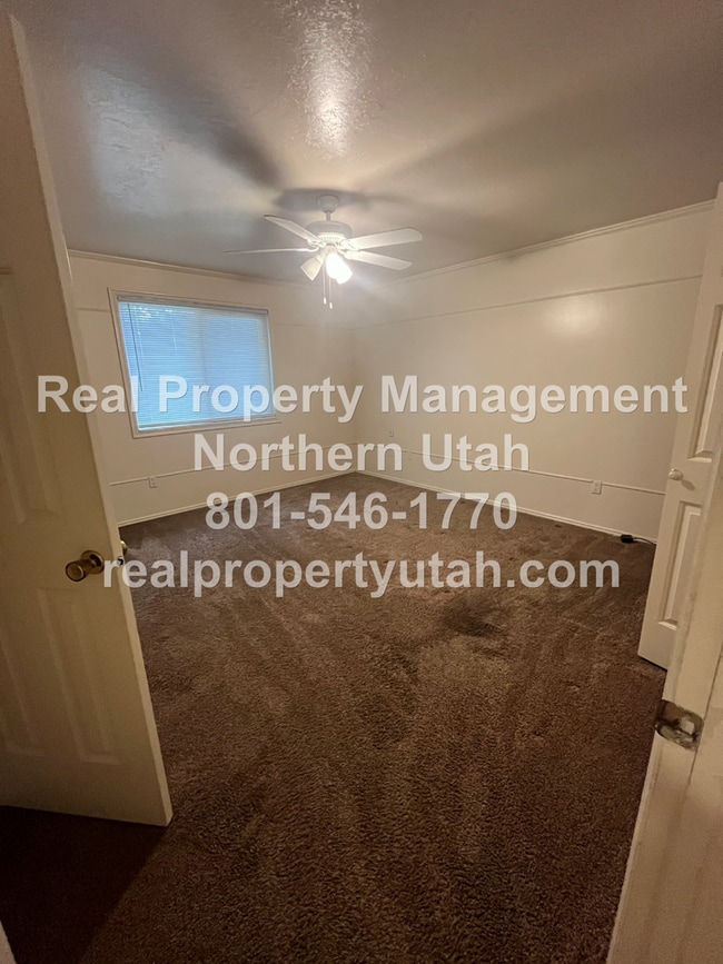 Building Photo - Large 5 Bedroom Home In Farmington Coming ...