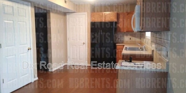 Building Photo - 491 Lite Ct