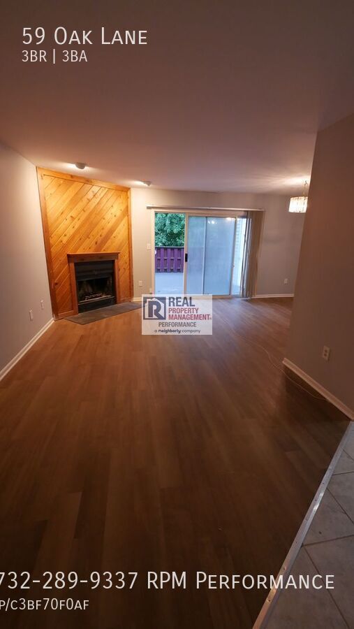 Building Photo - 59 Oak Ln