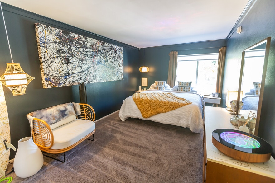 Building Photo - 5700 Etiwanda Ave