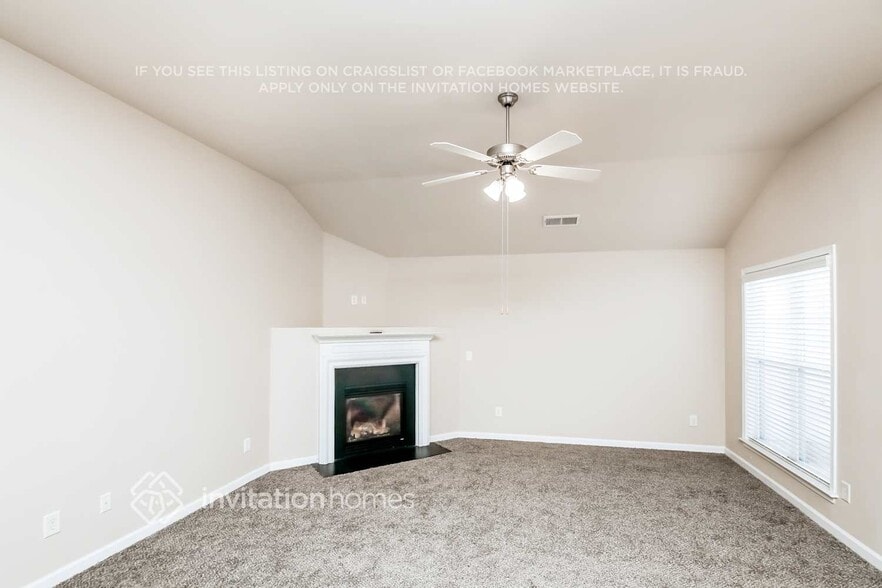 Building Photo - 351 Highland Falls Dr