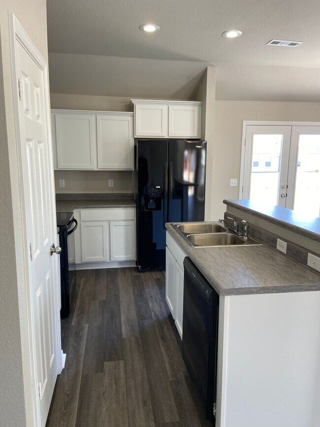 Building Photo - *Pre-leasing* Three Bedroom | Two Bath Home in Faulkner Crossing