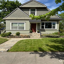 Building Photo - 733 Newell St