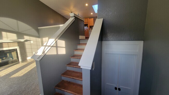 Closet space - 1423 85th Dr NE