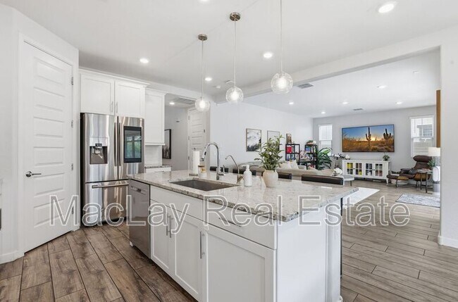 Building Photo - 1166 E Weatherby Way