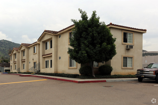 Building Photo - Shadowhill Apartments