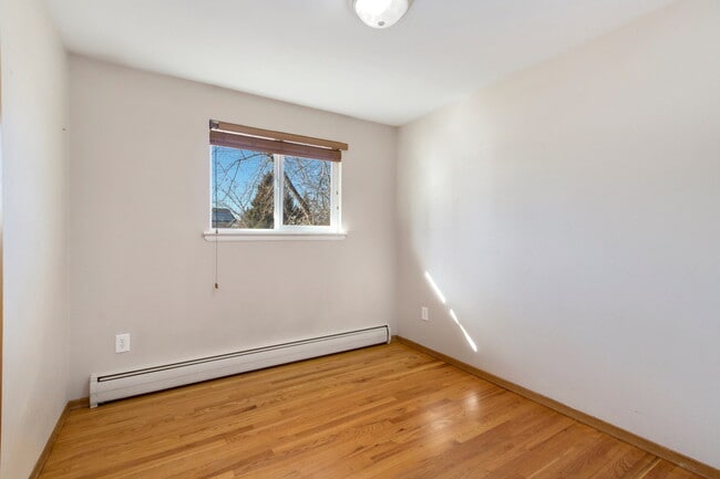 Building Photo - 7634 Newland St