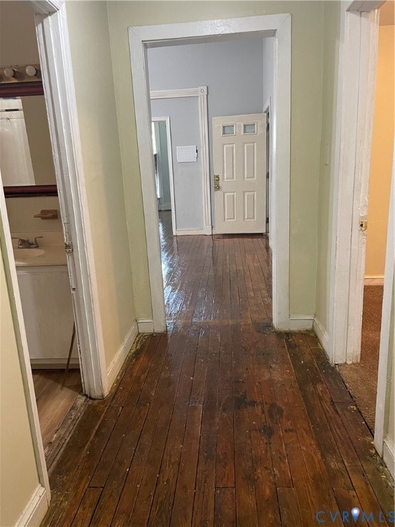 Building Photo - 712 W Washington St