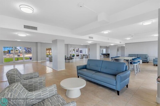 Building Photo - 750 N Ocean Blvd