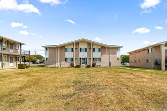 Building Photo - 580 Harrison Blvd