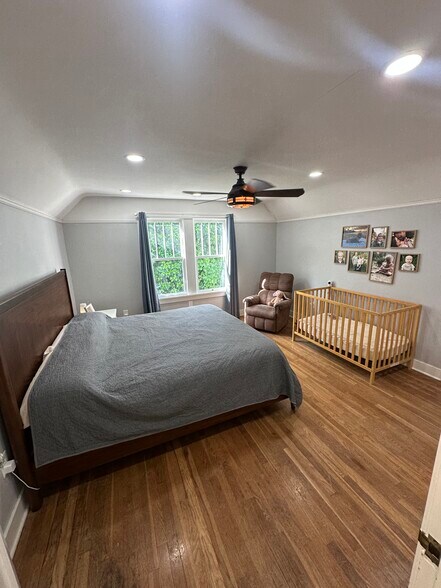 Upstairs bedroom angle 1 - 1045 Pacific Ter