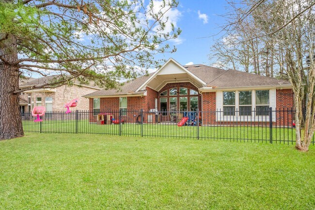 Building Photo - 31114 Lakeview Bend Ln