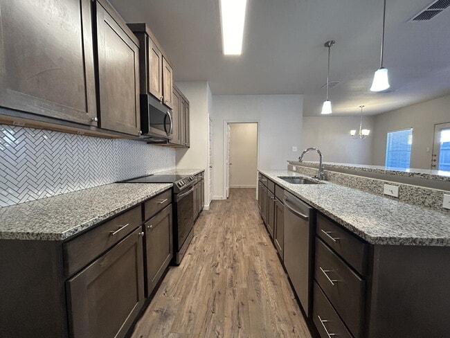 Building Photo - 2607 135th St