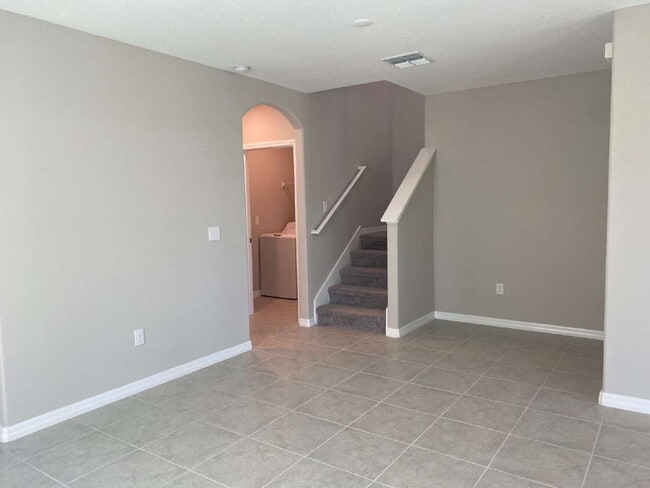 Building Photo - 7031 Samuel Ivy Dr