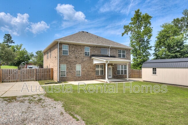 Building Photo - 180 Kenilworth Dr