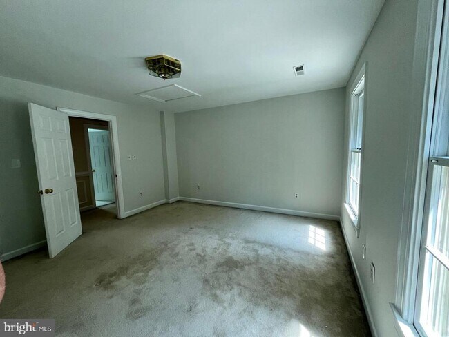 Building Photo - 7808 Hill House Ct