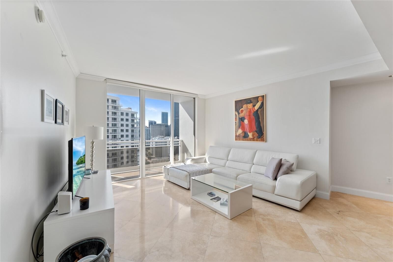 Building Photo - 901 Brickell Key Blvd