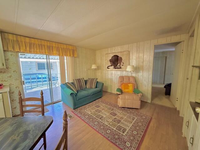 Building Photo - 43155 Portola Ave