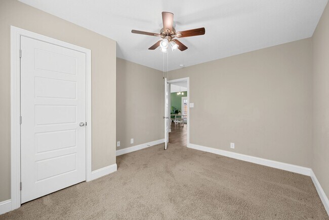 Building Photo - 268 Dugger Dr
